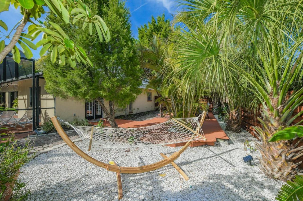 Island Time - Home Wenclosed Lagoon Style Pool Spa Walk To Beach Bikes Holmes Beach Luaran gambar